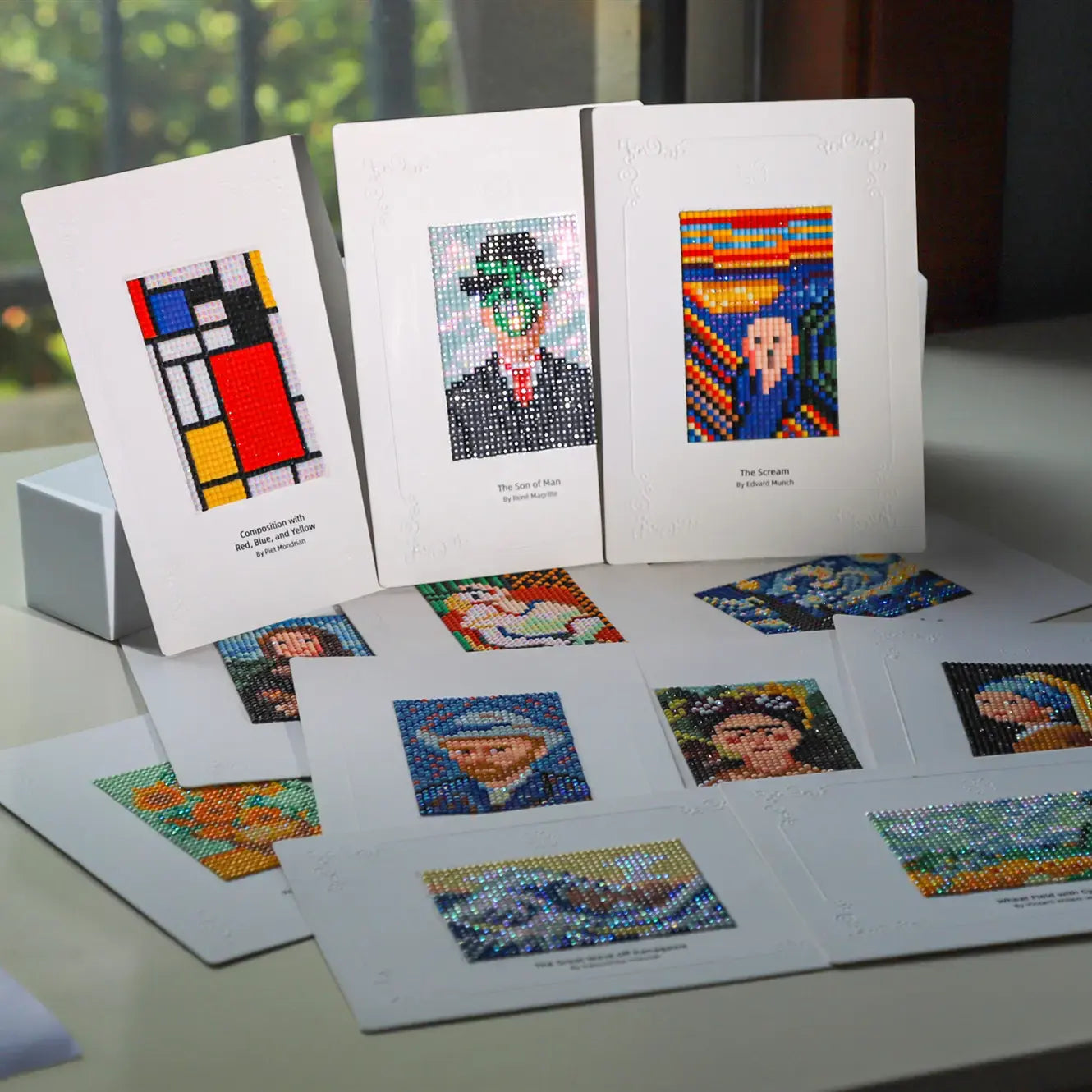 12-piece World Famous Artist Mini Diamond Painting Kit 2