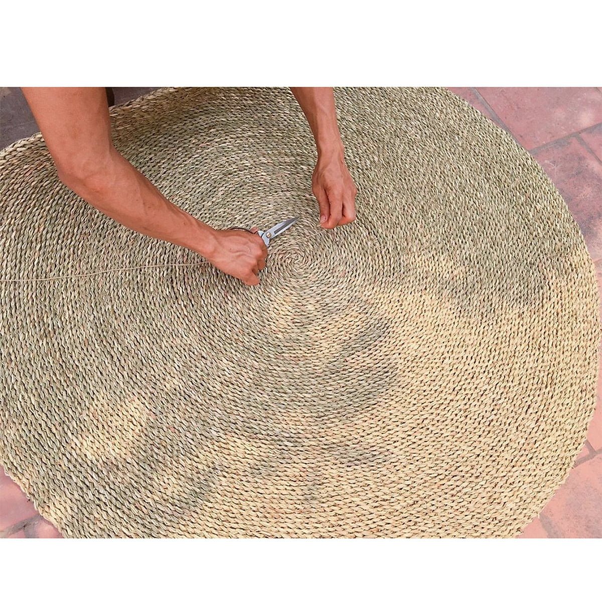 Round Natural Seagrass Floor Mat