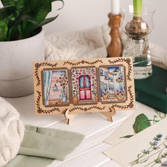 Spring Garden Windows – Mini Framed Diamond Painting Kit