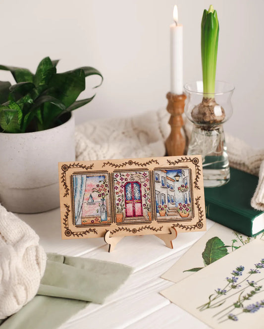 Spring Garden Windows – Mini Framed Diamond Painting Kit